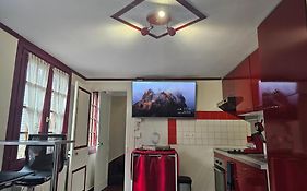 Petit Duplex